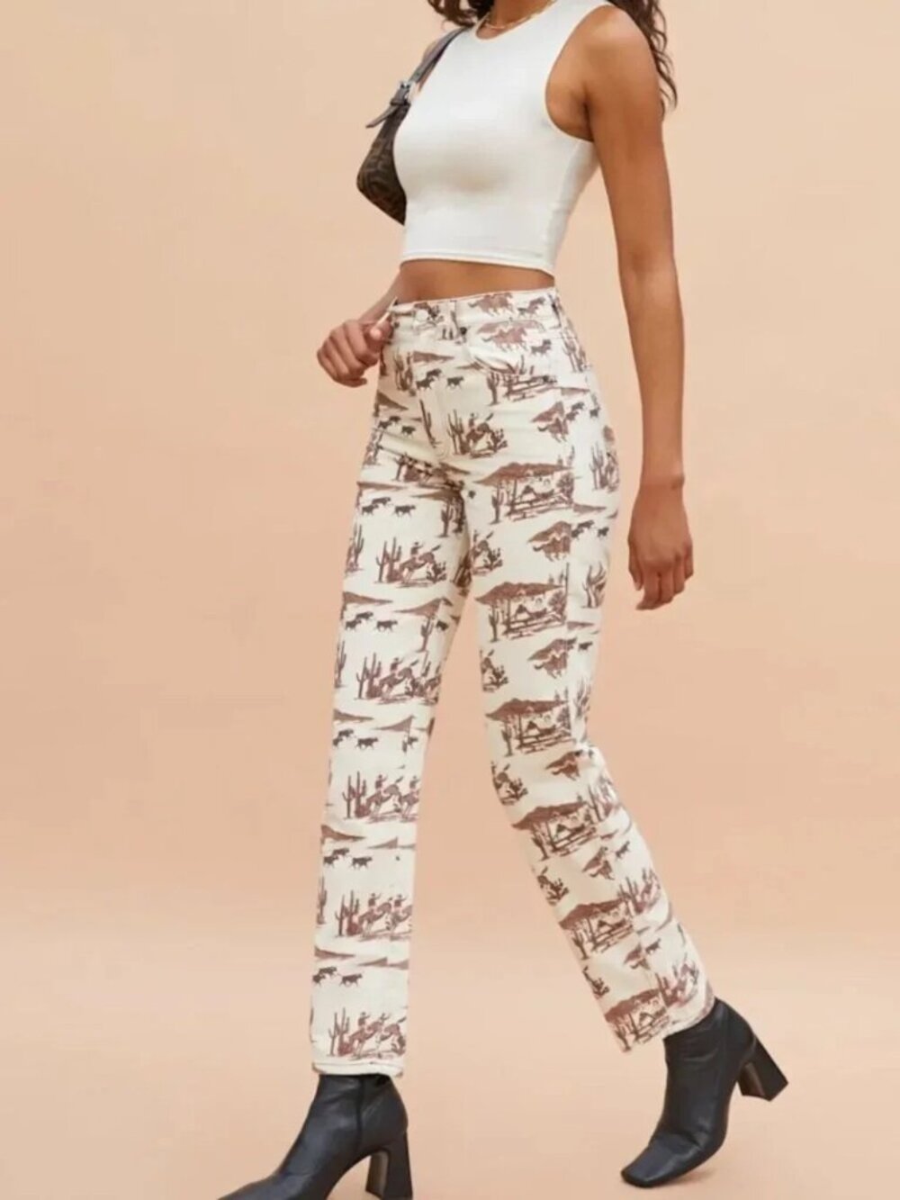 Reformation's Desert Sand High-Rise Size 23